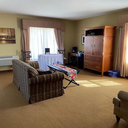 The Lakes At Ben Eoin Golf Club & Resort Sydney Forks Экстерьер фото